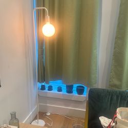 LIGHT BULB FLOOR LAMP