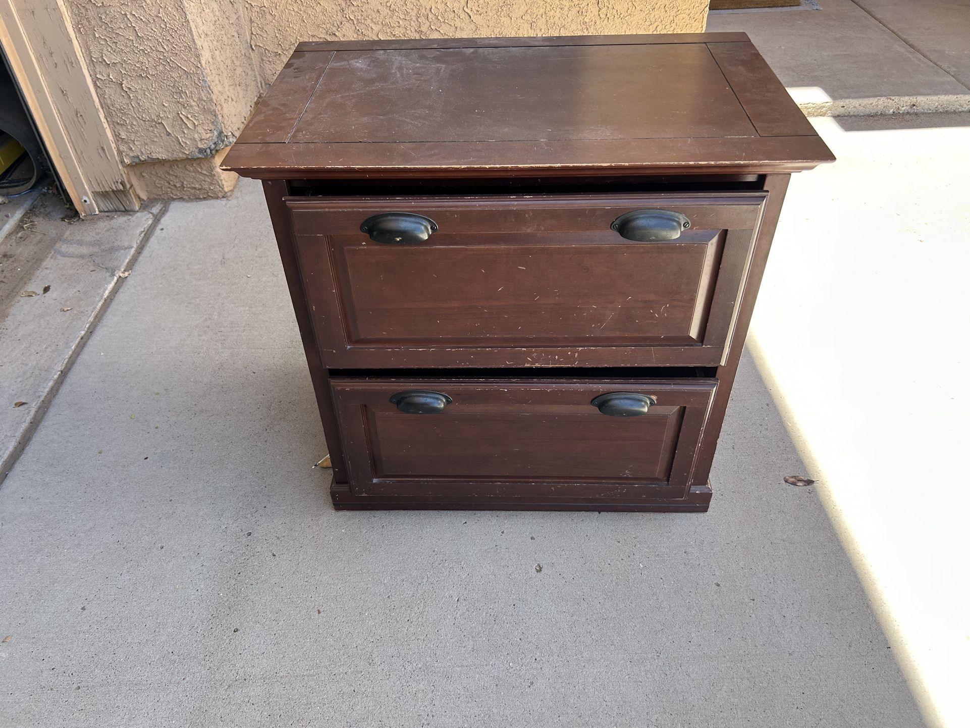 Dresser/End Table