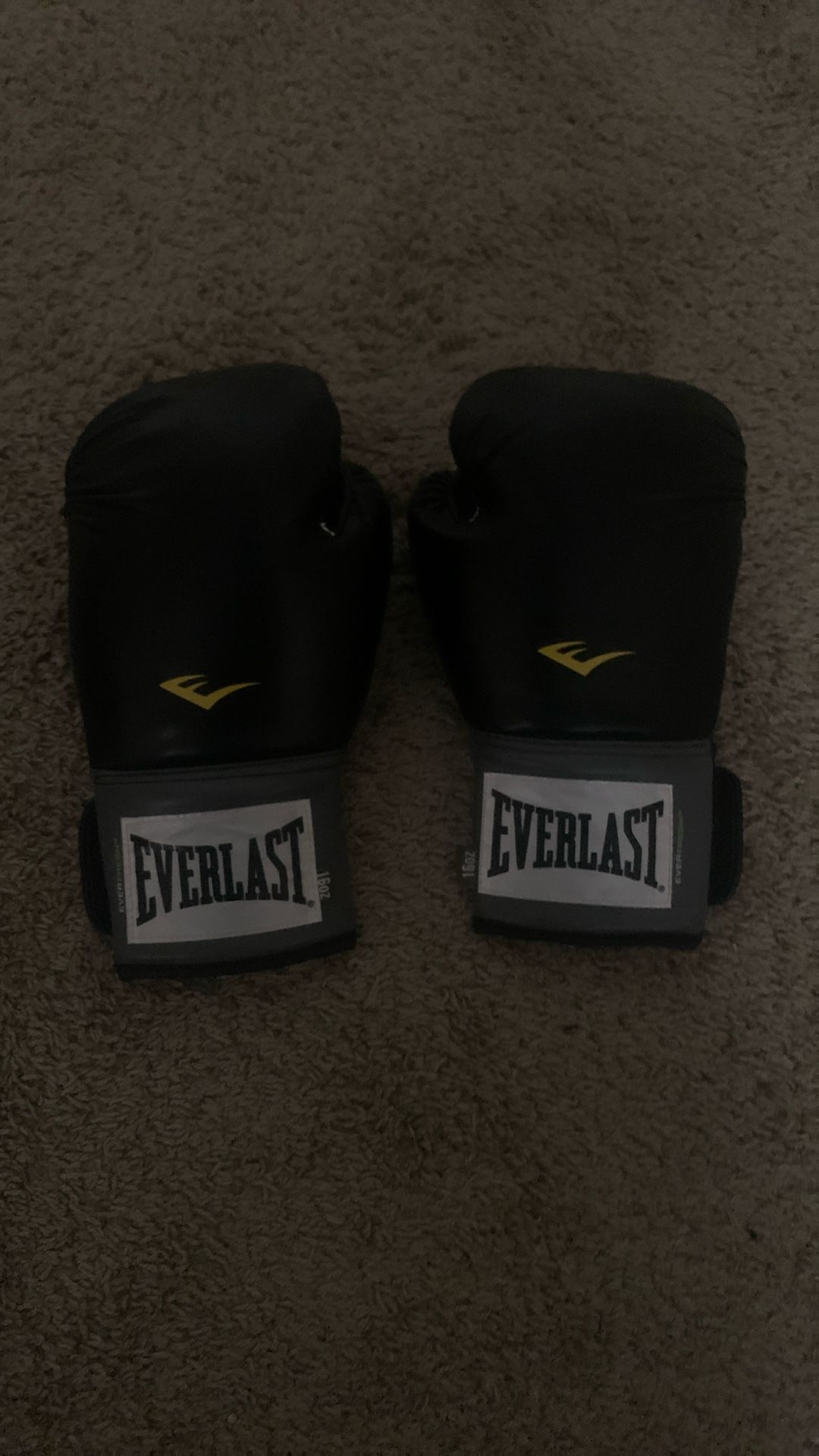 Boxing gloves