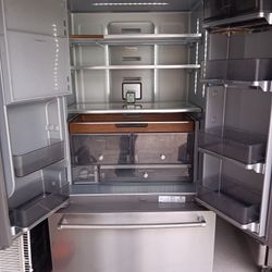 Kitchenaid  Fridge Ice Water In door 