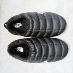 New Northface. Shoes Women Size 10 - Men Size 9