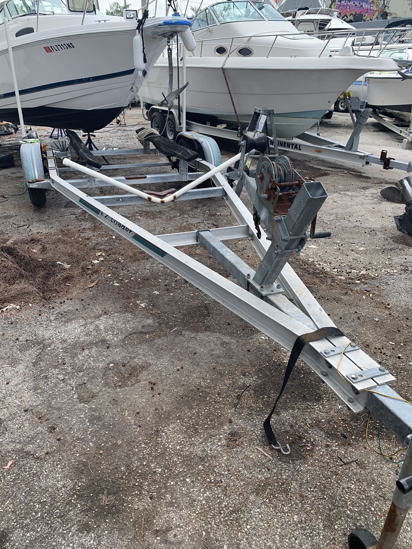 Aluminum boat trailer double axle 24’