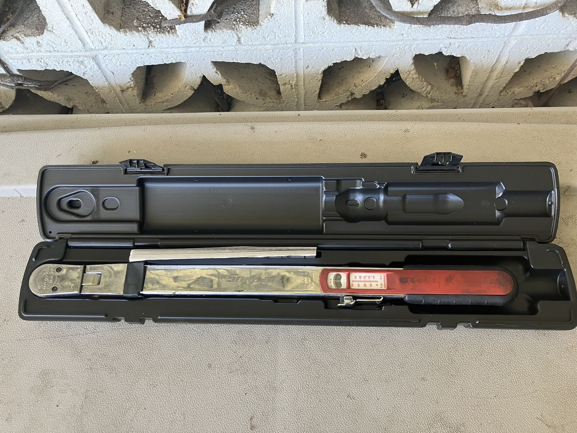 Snap On 1/2 Inch Torque Wrench
