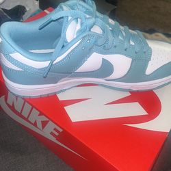 Nike Dunk Low Retro