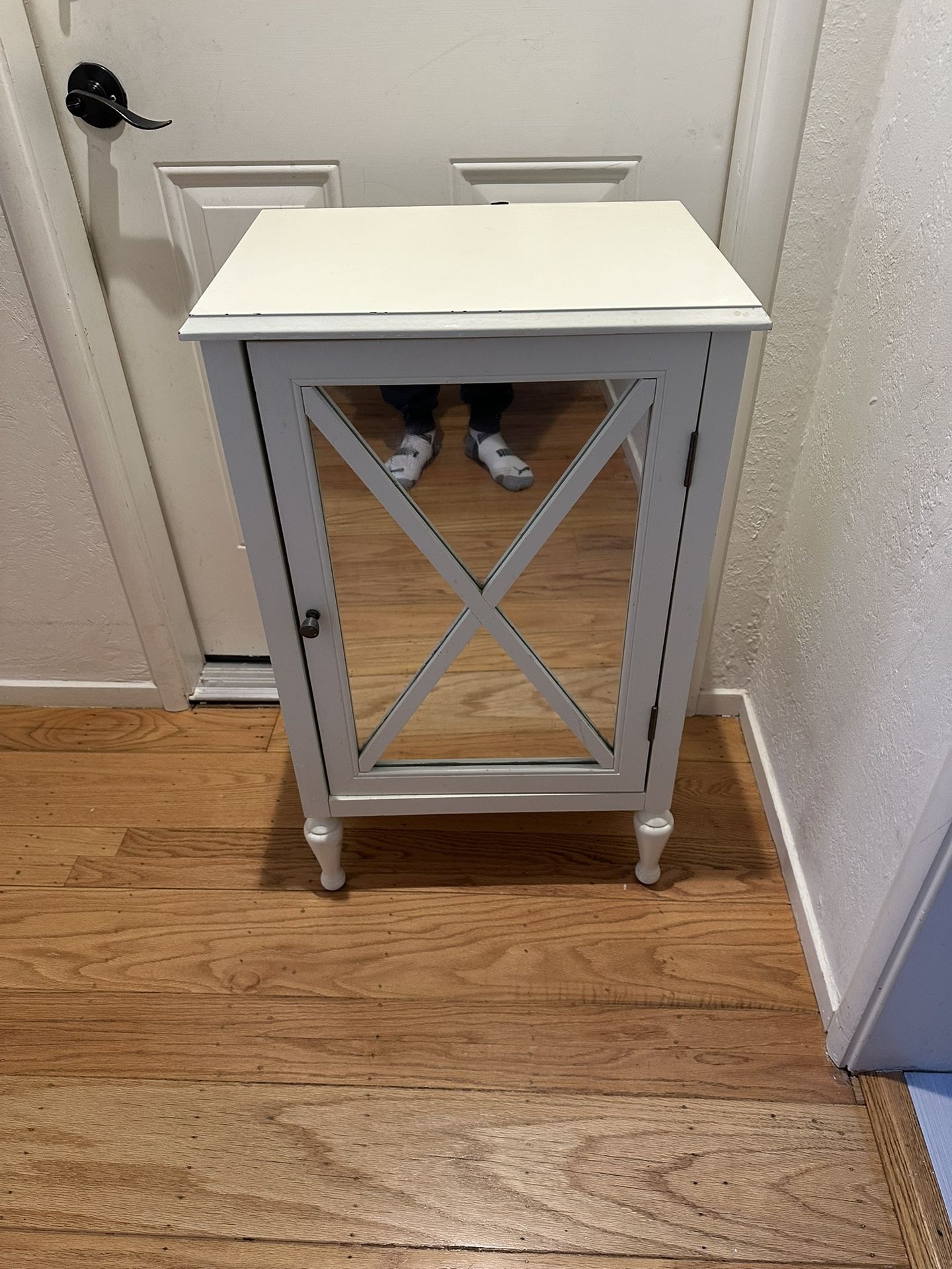 Off-white Night Stand