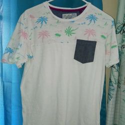 Huntington Beach Club Men's Tropical t-shirt top knit jersey Size Small Pocket