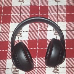 Beats studio wireless headphones 