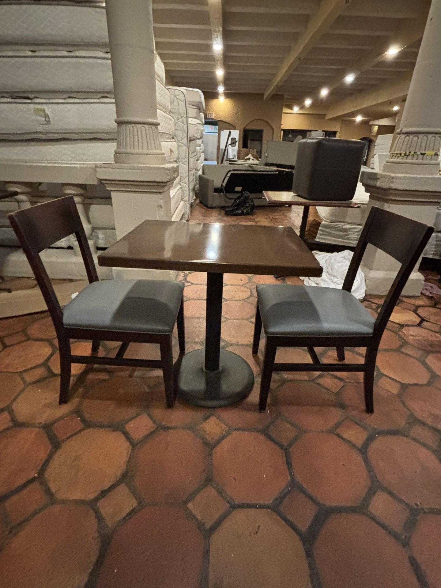 Restaurant seating