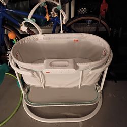 Fisher Price Bassinet