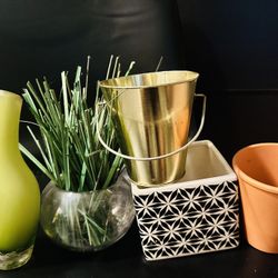 5 Piece Plant/flower Accessories + Fake Grass