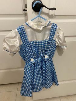 Dorothy costume