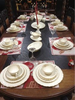 Lenox Dinnerware for 11 $850.00 CASH, TEXT  FOR PRICES.