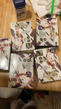 Select Basketball Blaster Box Lot