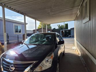 2017 Nissan Versa