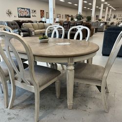 Dining Table and 6 Chairs