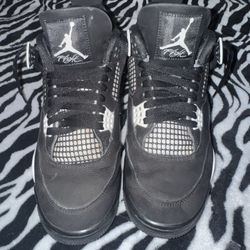 Jordan 4s White Thunder