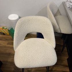 Set Of 2 Barstools 
