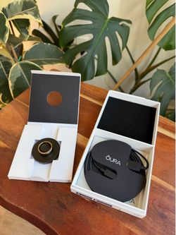 Oura Ring Gen 3 - Rose Gold - Size 8