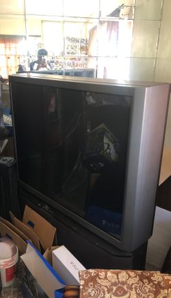 Tv 55” older tv works $100