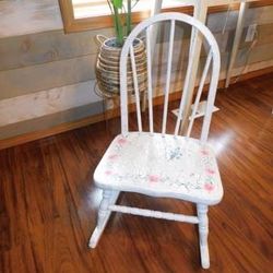 Vintage Girls Childs Rocking Chair - Hand Painted - So Pretty! 