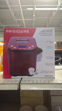Automatic Bread Machine by Frigidaire $80