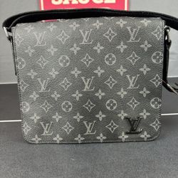 LOUIS VUITTON Monogram Eclipse District PM Preowned