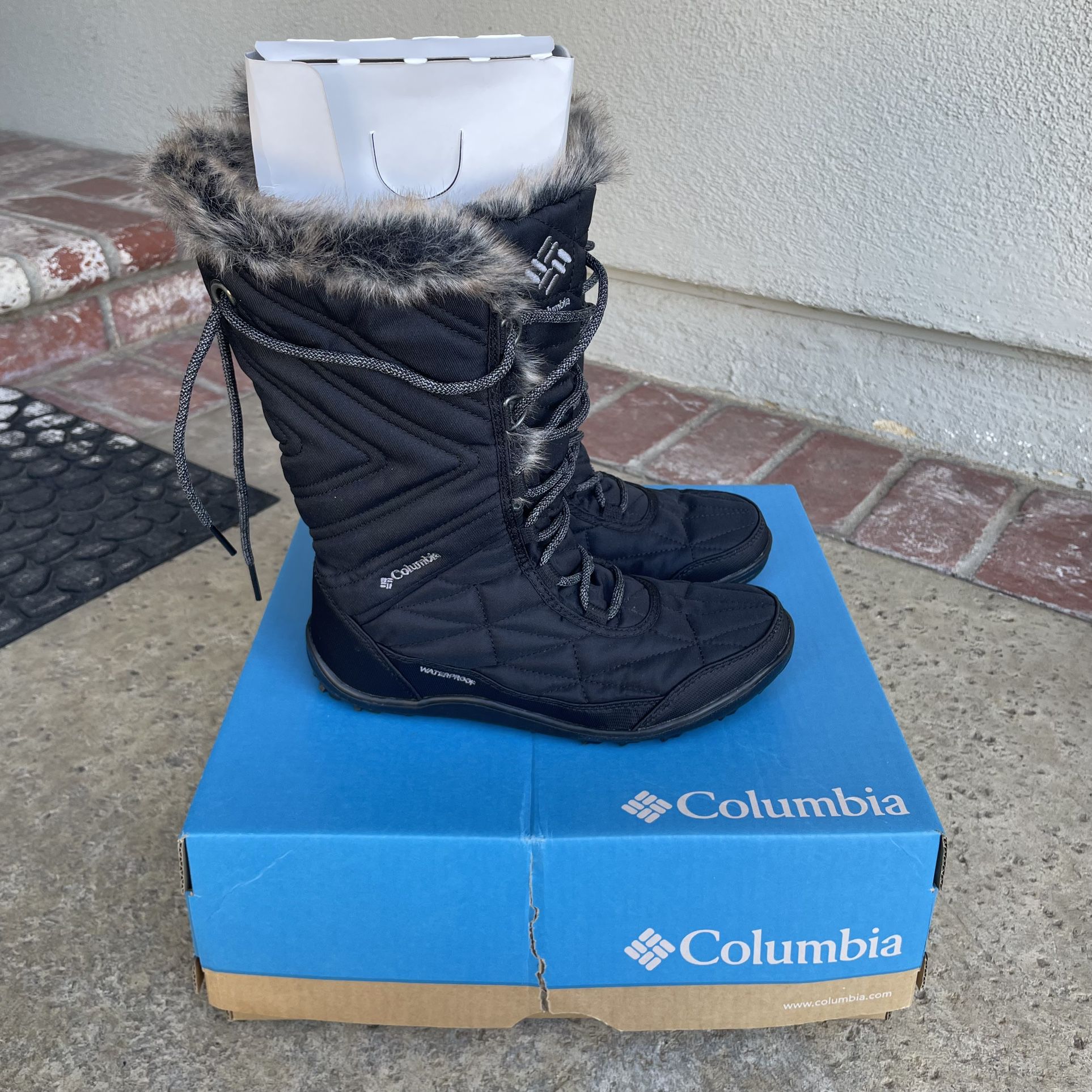 Columbia  Black Minx Mid III Santa Fe Boot 7.5