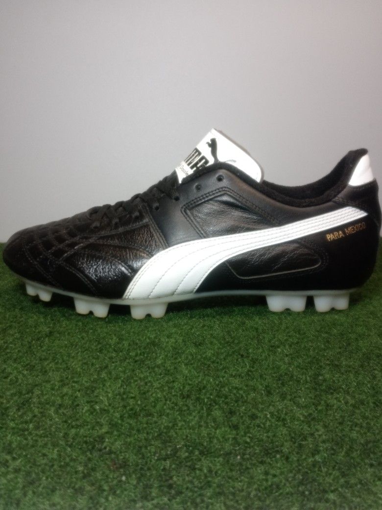 Prima Profesional Soccer Cleats Size 7 To 11.5 for Sale in Buena Park, CA -  OfferUp