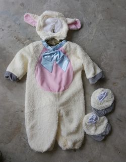 Lamb costume 18 to 24 months