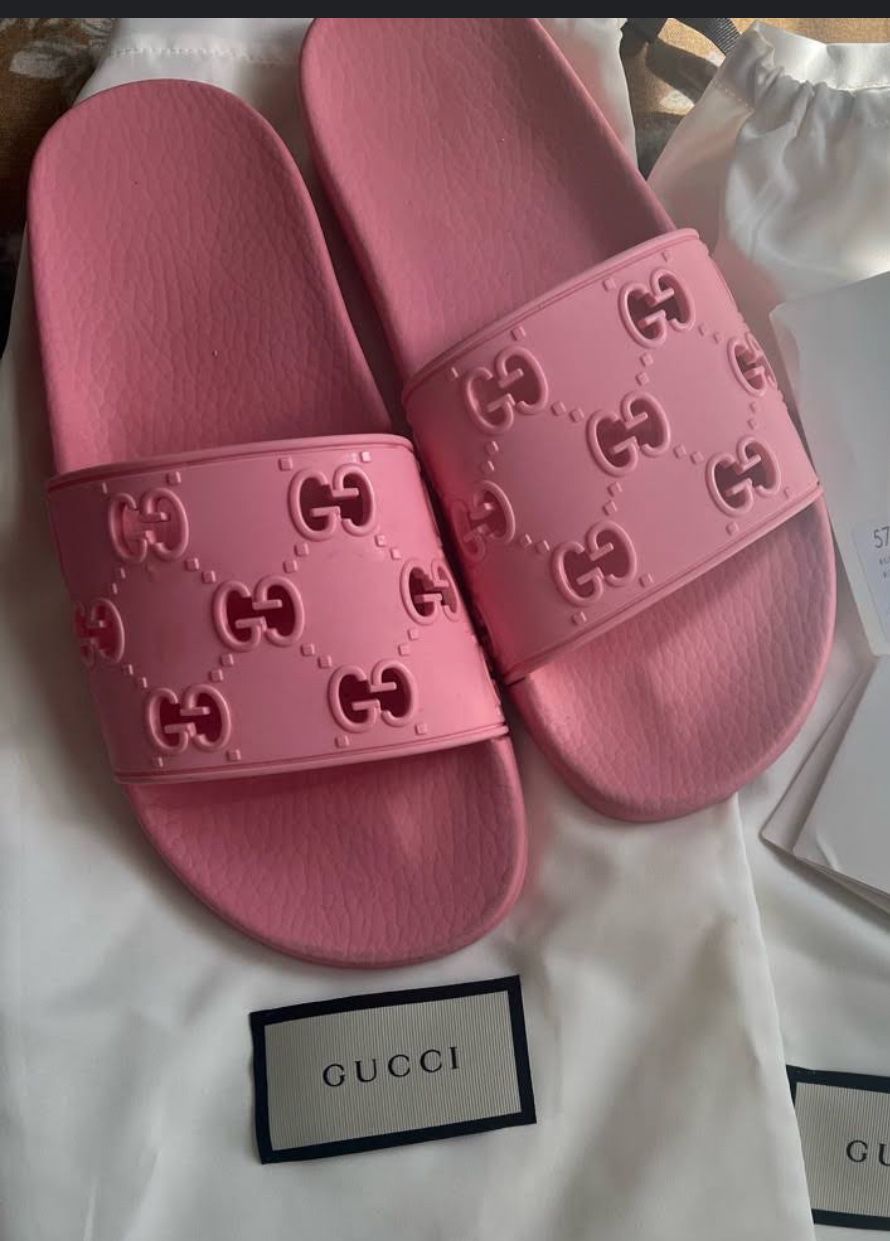 Gucci Slides For Women for Sale in Montebello, CA - OfferUp