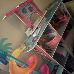 lol doll house 