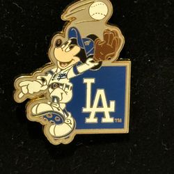 Mickey Mouse LA Dodgers Pin 