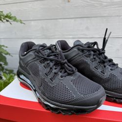 Nike Air Max 2013 Black Brand New Men 8/ Women 9.5
