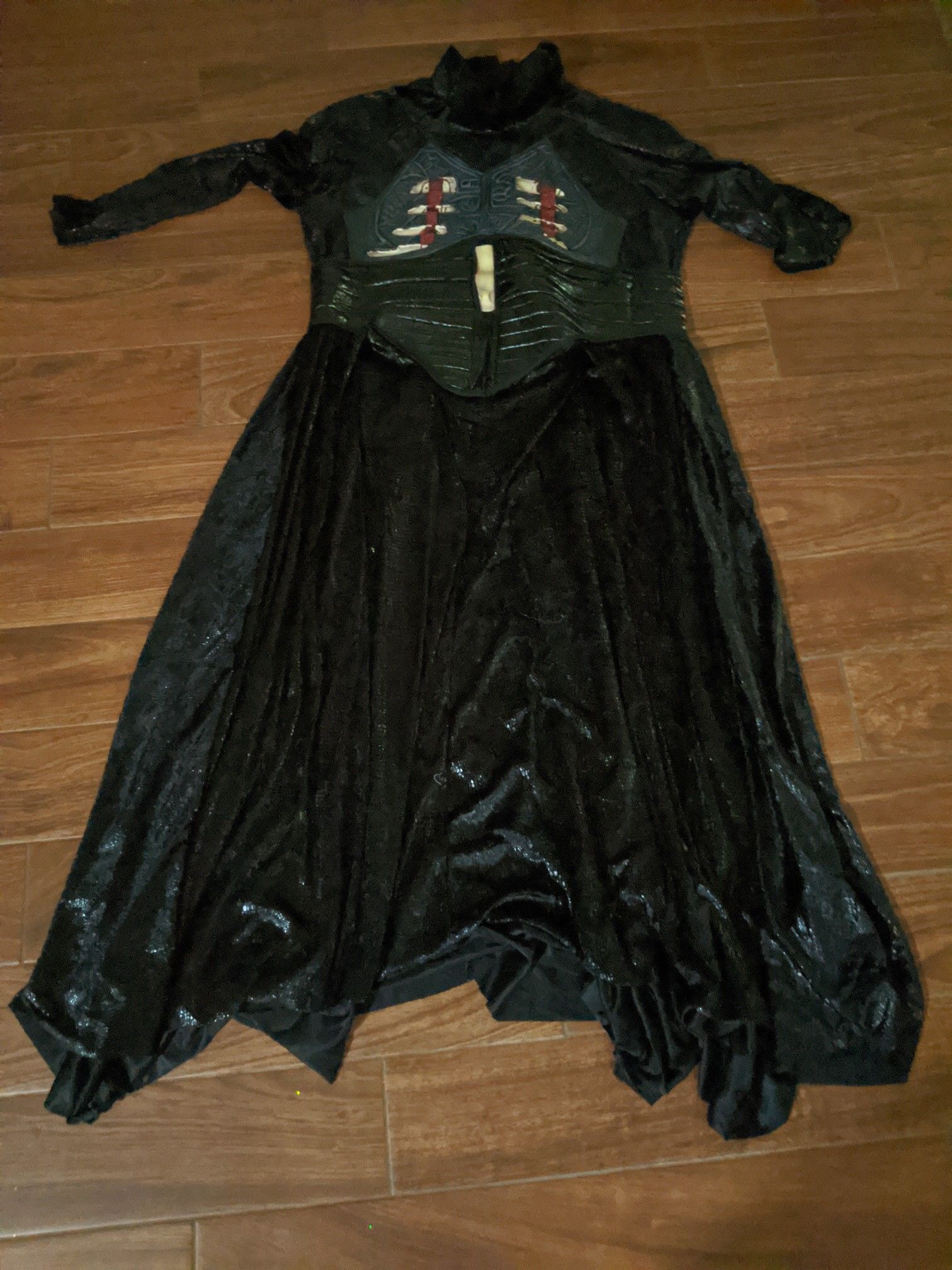 Halloween pinhead costume