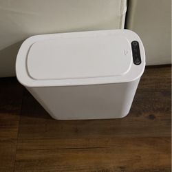 Electric trashcan motion