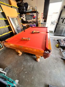 Pool table