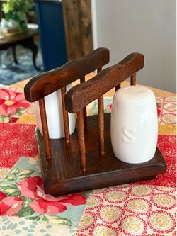 Vintage Wooden Napkin Holder with Salt and Pepper Shakers