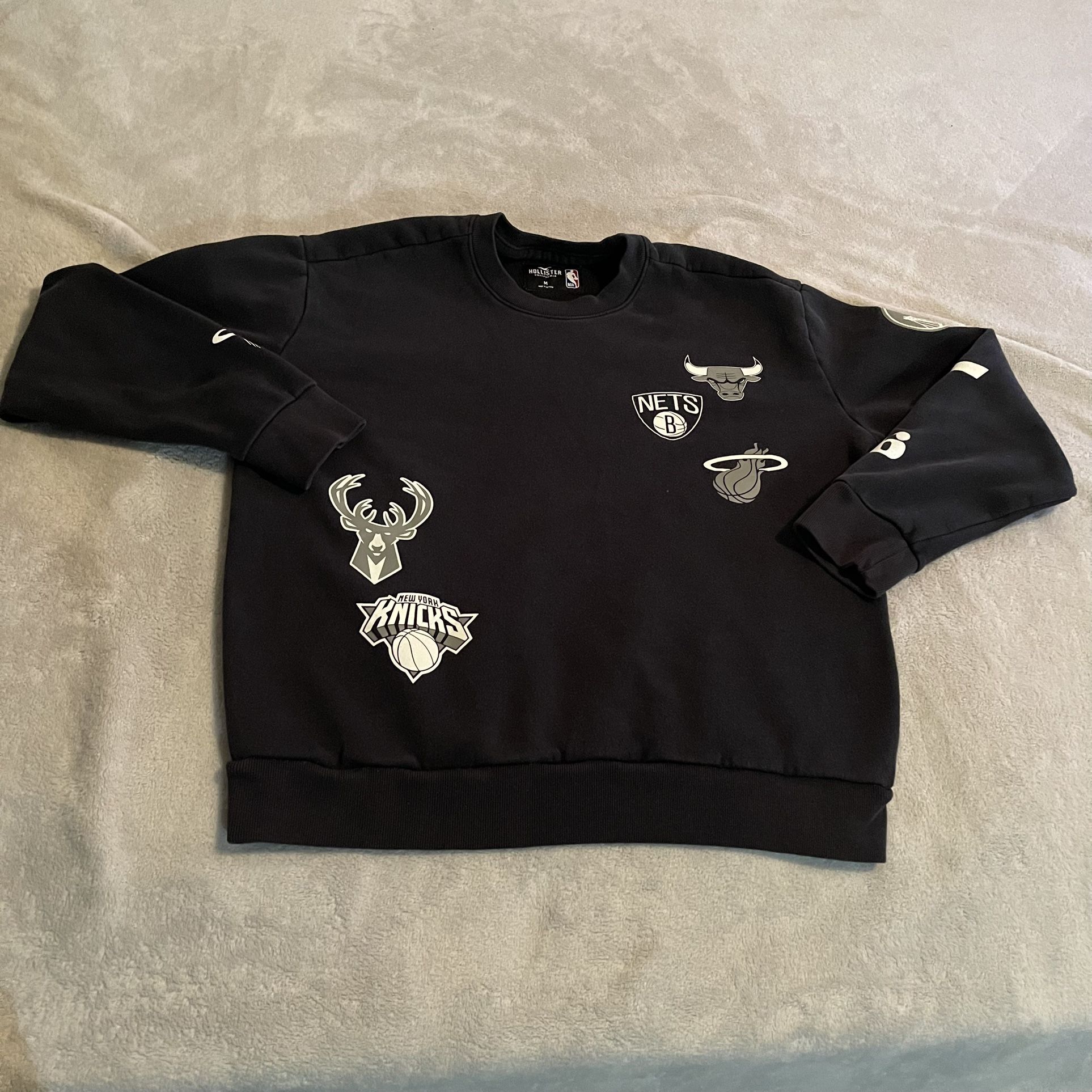Hollister Sweater Adult Medium Black NBA Crew Neck Pullover Sweatshirt Casual