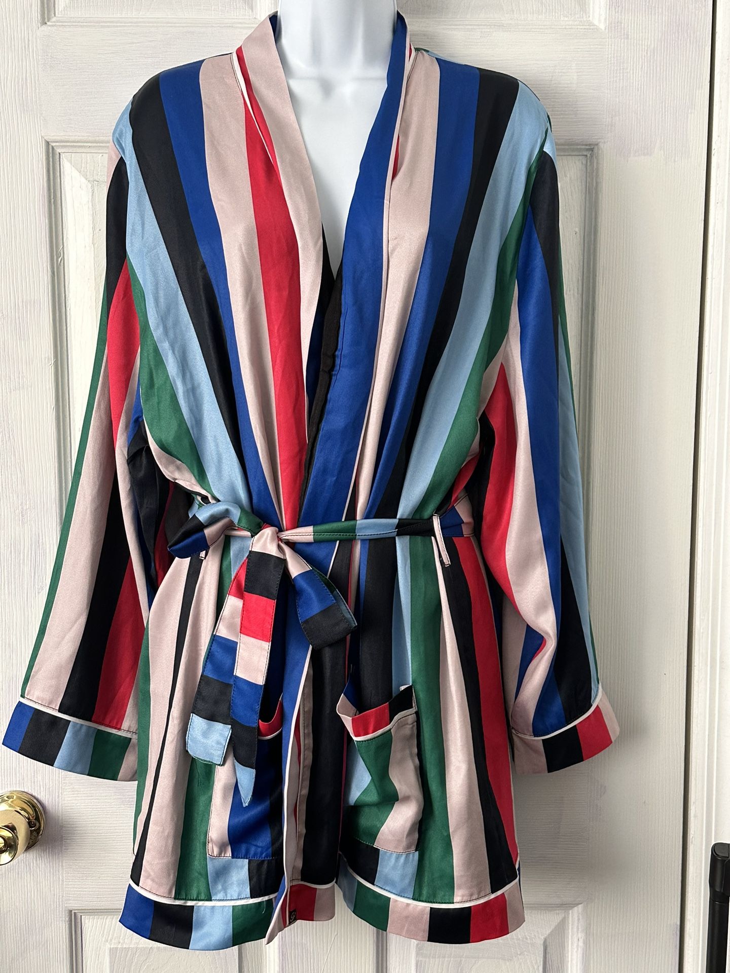 Women’s Plush Apparel Robe Sz L