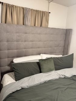 King size bed with mattress