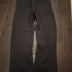 Essentials relaxed sweats L