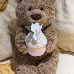 JellyCat Shanghai Exclusive Bartholomew Bear Cupcake