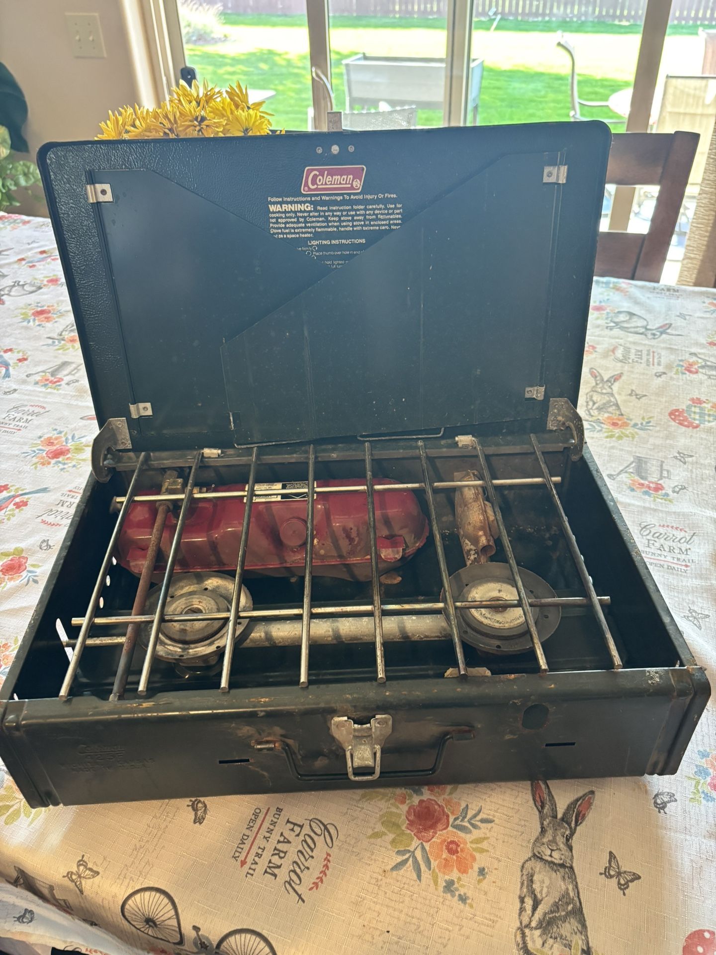 Vintage Coleman 425F Double Burner Portable Gas Camping Stove