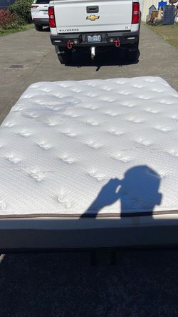 Queen bed