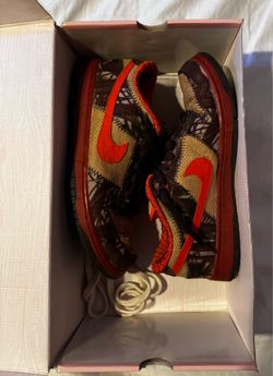 2004 Nike SB Dunk Low Reese Forbes Hunter Size 10.5 Pre-Owned, no OG box 304292-281
