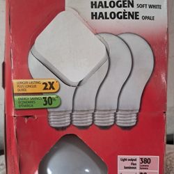 Sylvania 4-Pack Double Life 28W Halogen A19 Bulbs (40W Equivalent) - New
