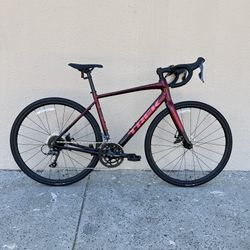 BRAND NEW 2025 Trek Domane AL2 Road Bike.