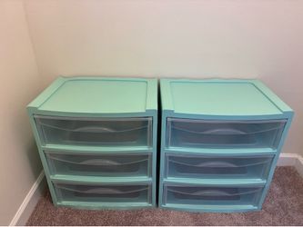 Plastic storage drawers set of 2