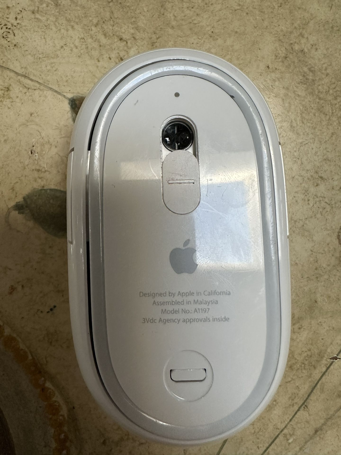 Apple Magic Mouse (Model A1197) – Wireless Bluetooth – White & Silver