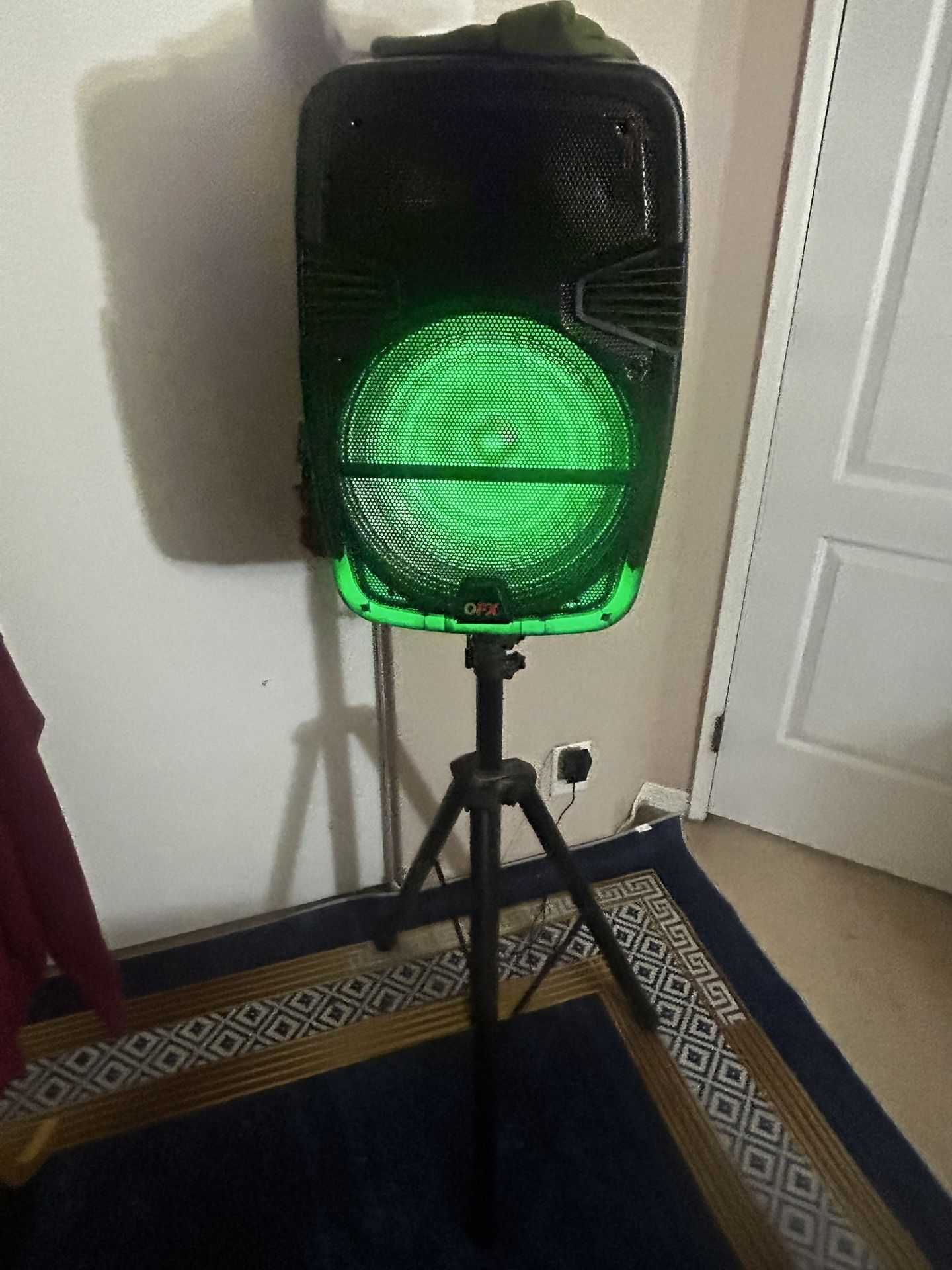 LED Bluetooth party speakers